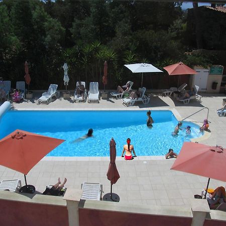 Hotel Et Studios Les Amandiers Saint-Raphael (Var) Exterior foto